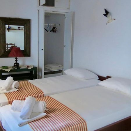 Fanivevisgarden Hotel Folégandros Exterior foto