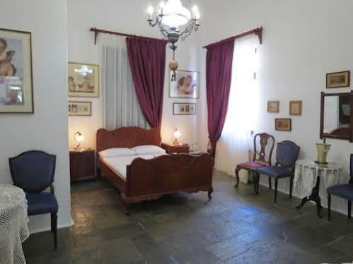 Fanivevisgarden Hotel Folégandros Exterior foto